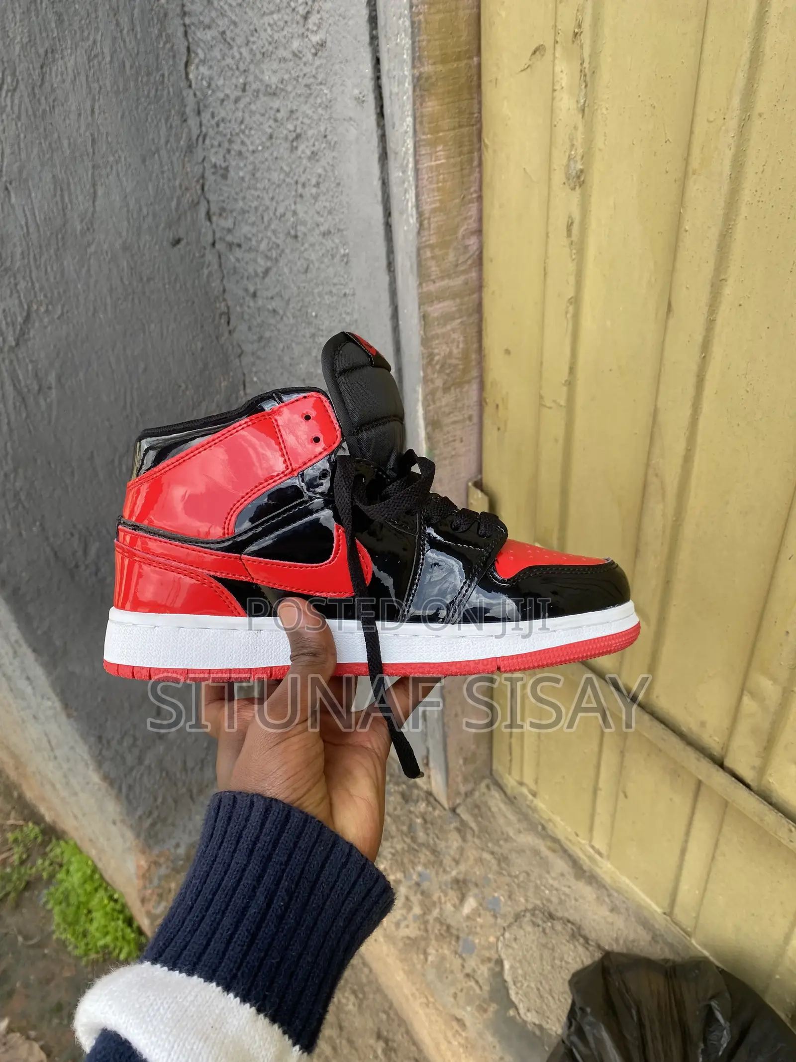 Jordan 1 Red