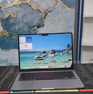 New Laptop Apple MacBook Air 2022 M2 16GB Apple M2 SSD 256GB