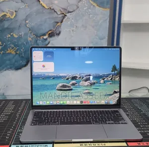 New Laptop Apple MacBook Air 2022 M2 16GB Apple M2 SSD 256GB