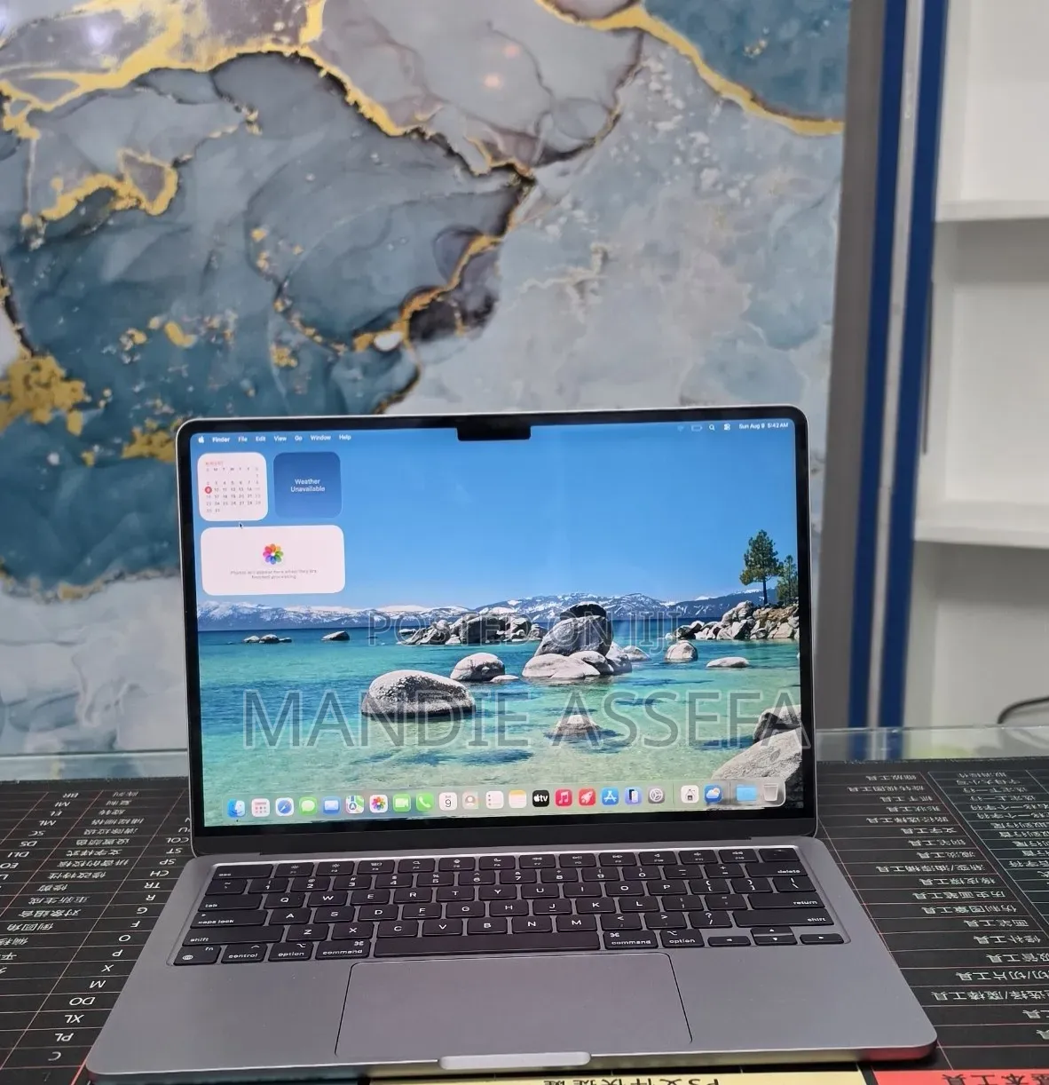 New Laptop Apple MacBook Air 2022 M2 16GB Apple M2 SSD 256GB