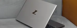 New Laptop HP ZBook Firefly G8 16GB Intel Core i5 SSD 512GB