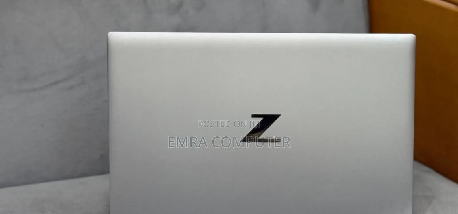 New Laptop HP ZBook Firefly G8 16GB Intel Core i5 SSD 512GB