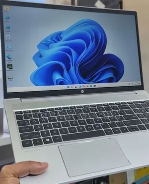 New Laptop HP ProBook 450 G8 16GB Intel Core i7 SSD 512GB