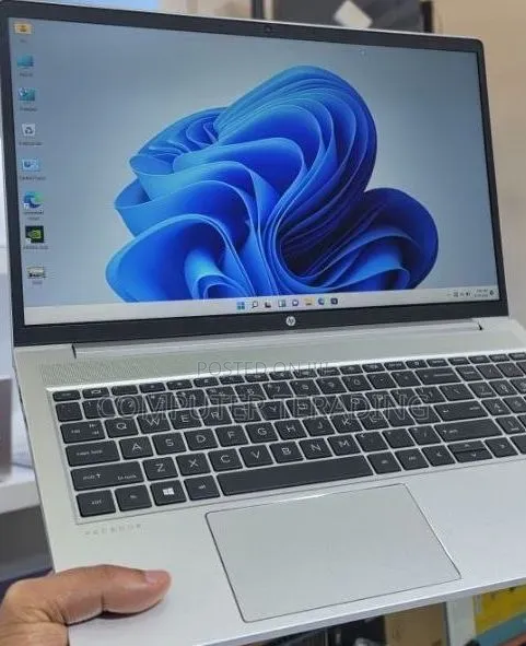 New Laptop HP ProBook 450 G8 16GB Intel Core i7 SSD 512GB