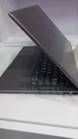 New Laptop HP Envy 13 16GB Intel Core Ultra 7 SSD 512GB