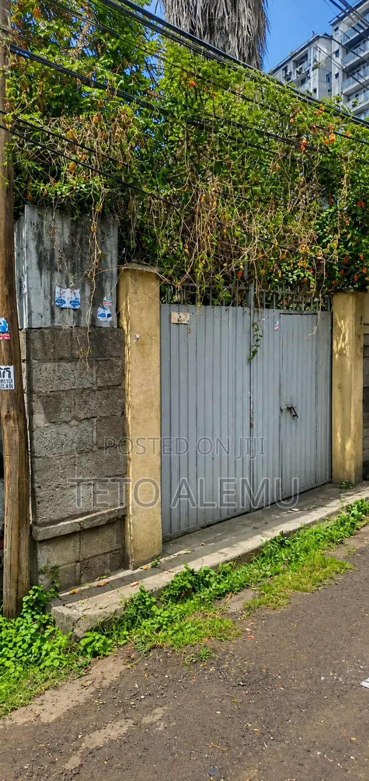 4bdrm Villa in 🏡 የሚሸጥ ሰፊ ቪላ – አያት, Bole for sale