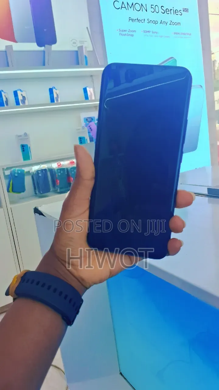 New Tecno Spark Slim 256 GB Blue