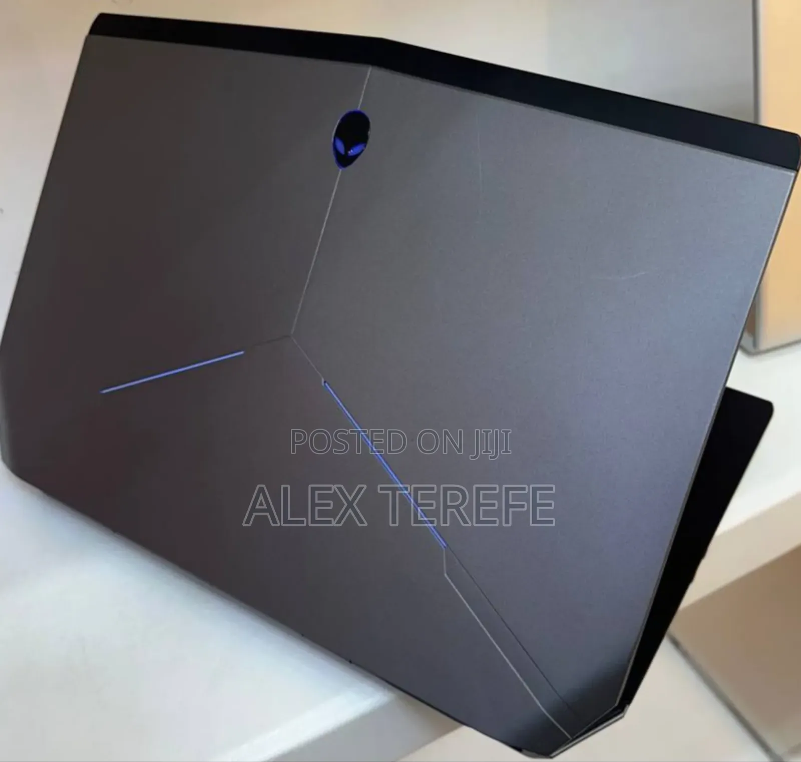 New Laptop Dell Allenware M15 R5 16GB Intel Core i7 HDD 500GB