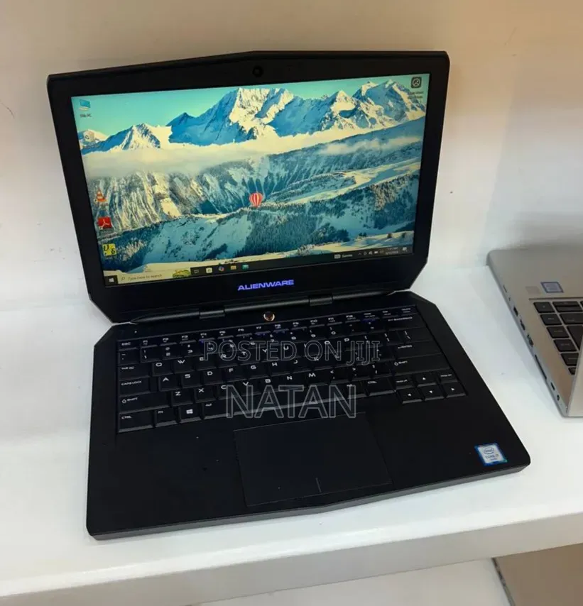 New Laptop Dell Allienware M18 R1 16GB Intel Core i7 HDD 500GB