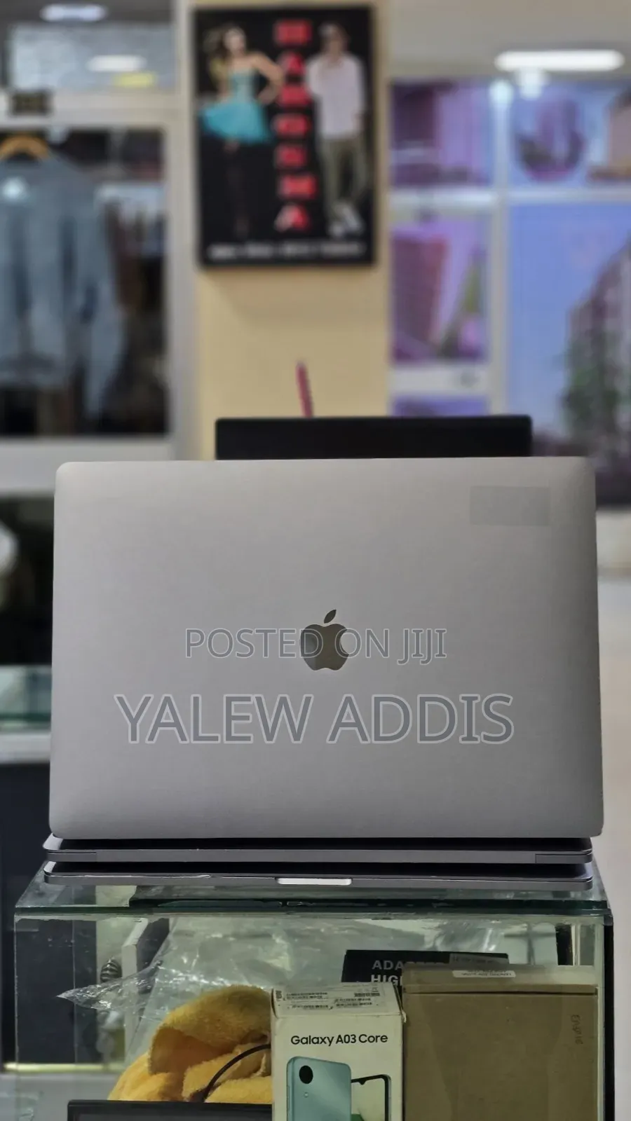 New Laptop Apple MacBook Pro 2017 16GB Intel Core i7 SSD 512GB