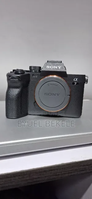 Sony Alpha 7IV