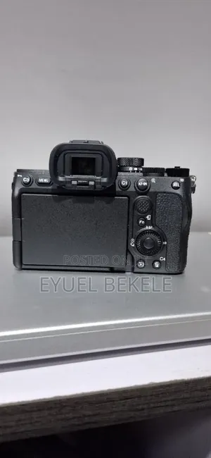 Sony Alpha 7IV