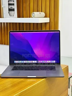 New Laptop Apple MacBook Pro 2017 16GB Intel Core i9 SSD 512GB