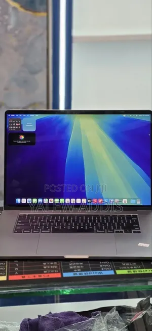New Laptop Apple MacBook Pro 2019 16GB Intel Core i9 SSD 2T