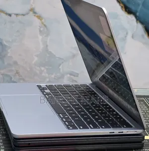 New Laptop Apple MacBook Air 2025 M4 16GB Apple M4 SSD 256GB