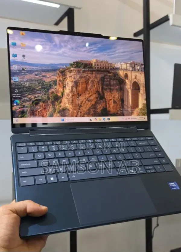 New Laptop Lenovo Yoga 9 16GB Intel Core Ultra 7 SSD 1T