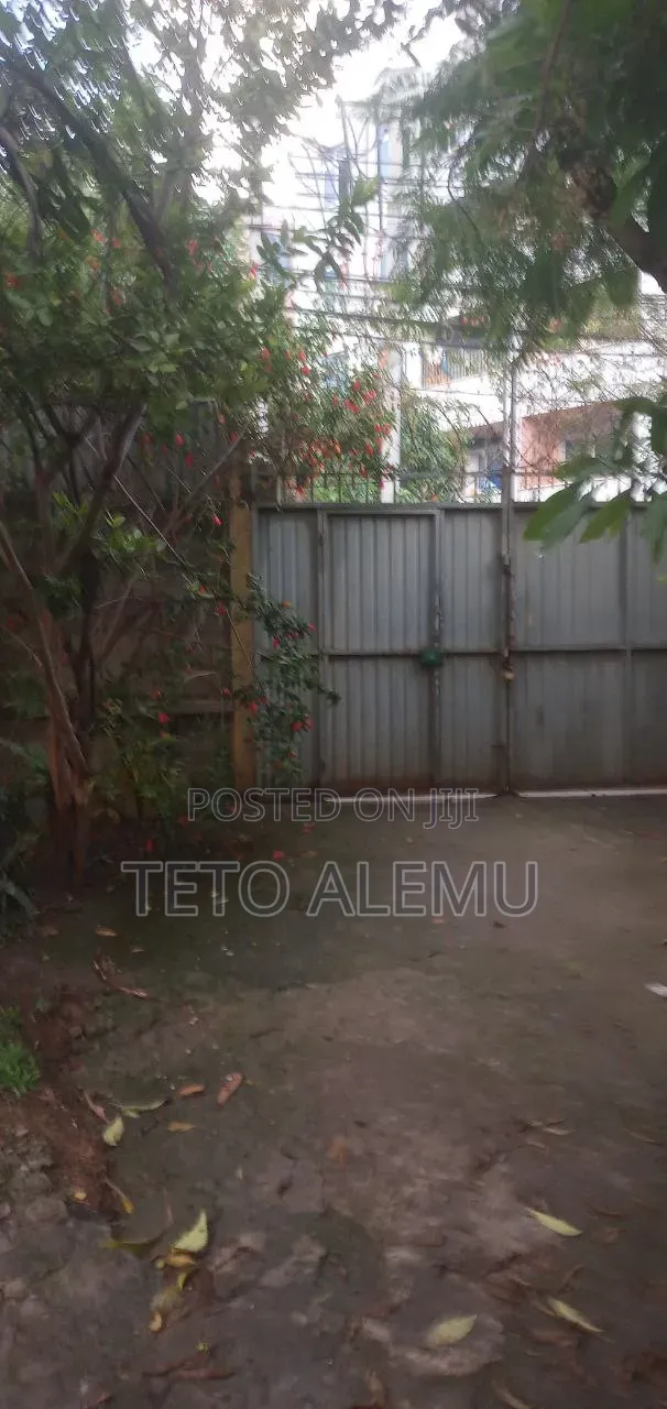 4bdrm Villa in 🏡 የሚሸጥ ሰፊ ቪላ – አያት, Bole for sale