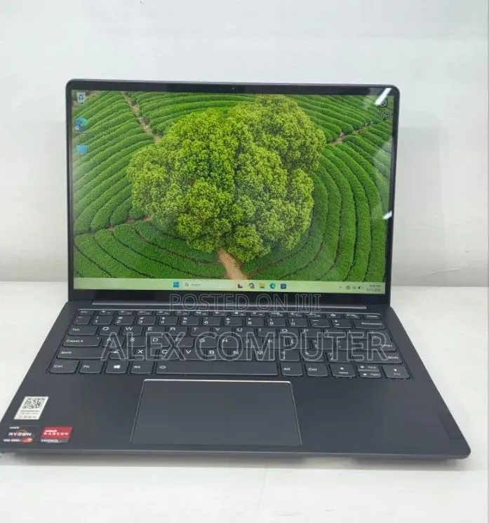 New Laptop Lenovo 16GB AMD Ryzen 7 SSD 512GB