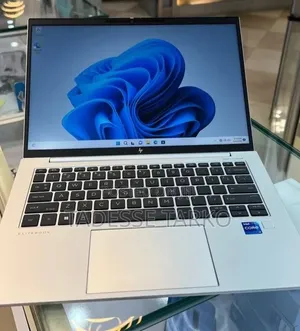 New Laptop HP EliteBook 840 G9 16GB Intel Core i7 SSD 512GB