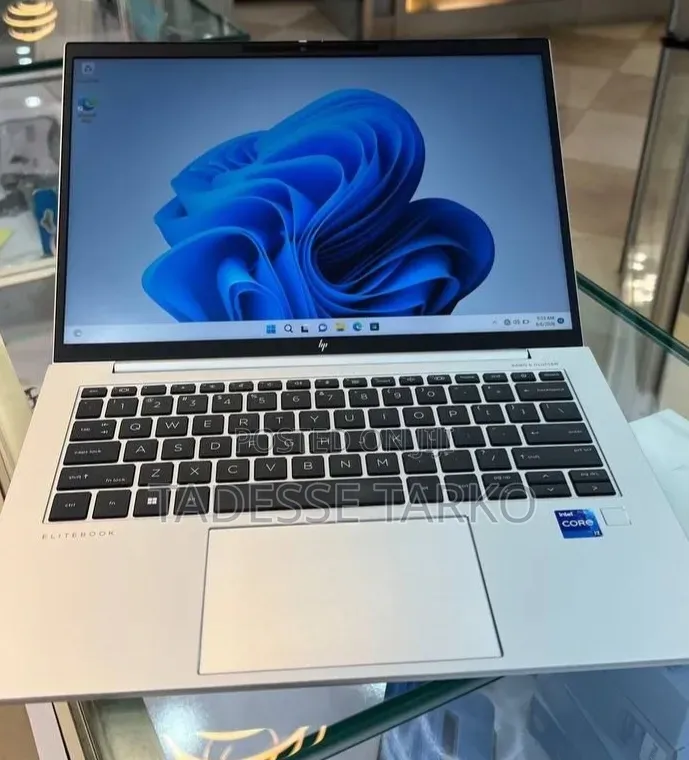 New Laptop HP EliteBook 840 G9 16GB Intel Core i7 SSD 512GB