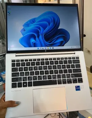 New Laptop HP EliteBook 840 G9 16GB Intel Core i7 SSD 512GB