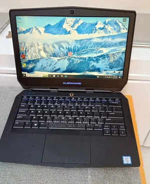 New Laptop Dell Allenware M15 R5 8GB Intel Core i7 HDD 500GB