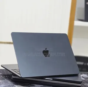 New Laptop Apple MacBook Air 2025 M4 16GB Apple M4 SSD 256GB