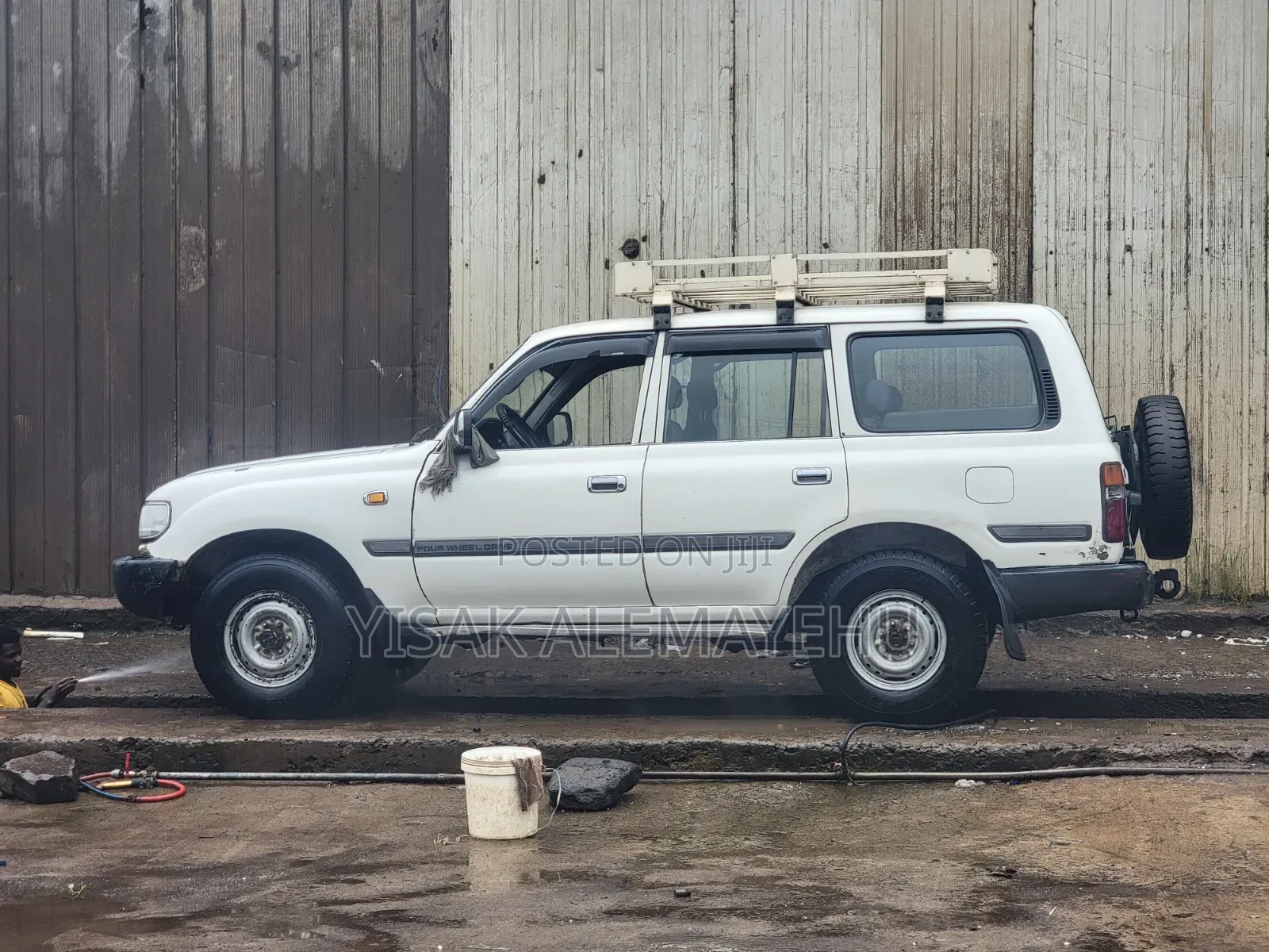 Toyota Land Cruiser 1996 White