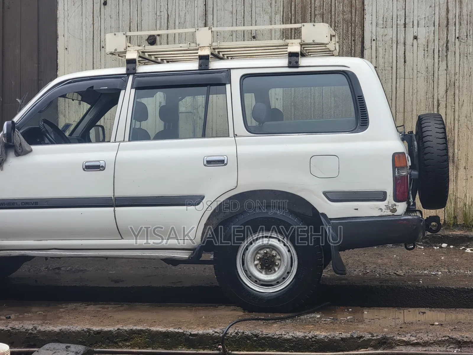 Toyota Land Cruiser 1996 White
