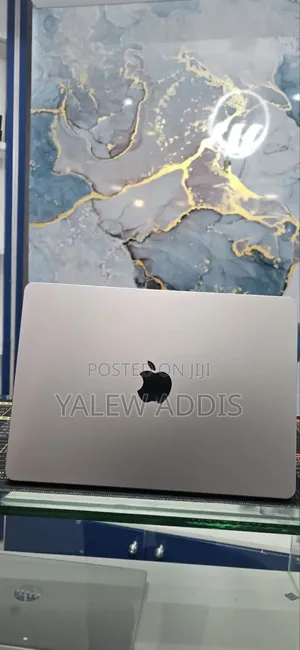 New Laptop Apple MacBook Air 2022 M2 16GB Apple M2 SSD 512GB