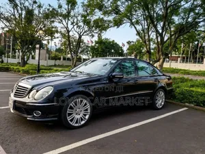 Mercedes-Benz E240 2003 Black
