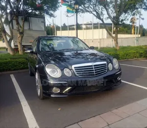Mercedes-Benz E240 2003 Black