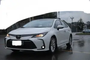 Toyota Corolla 2022 White