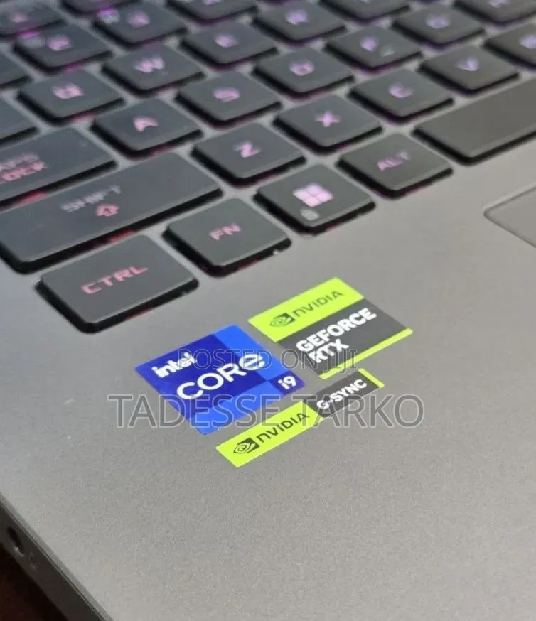 New Laptop Asus ROG Strix G18 40GB Intel Core i9 SSD 1T