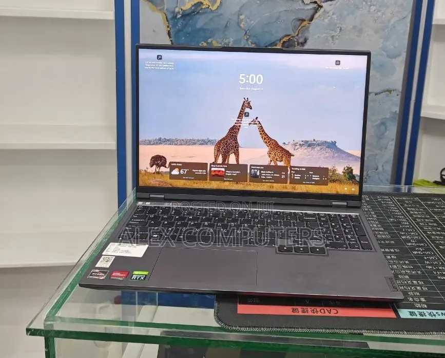 New Laptop Lenovo Legion 5 16GB AMD Ryzen 7 SSD 512GB