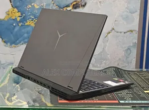 New Laptop Lenovo Legion 5 16GB AMD Ryzen 7 SSD 512GB