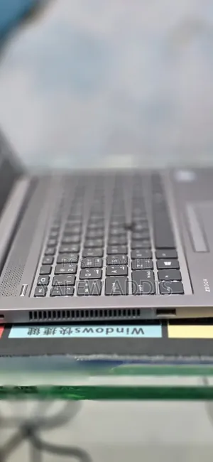 New Laptop HP ZBook Studio G8 16GB Intel Core i7 SSD 512GB