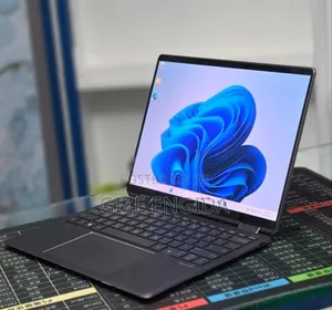 New Laptop HP Spectre 16GB Intel Core i7 SSD 1T