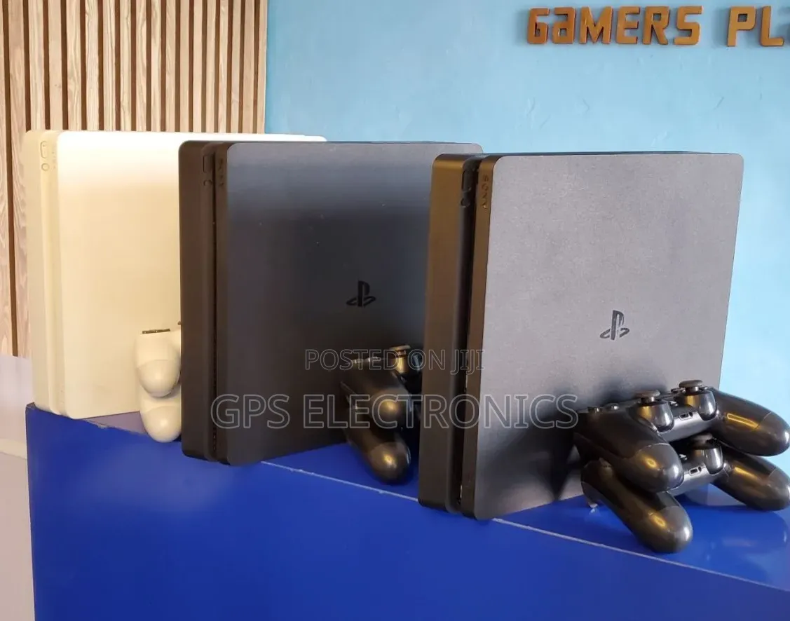 PS4 Slim | FC 26 እና ተጨማሪ Games | 2 Joystick