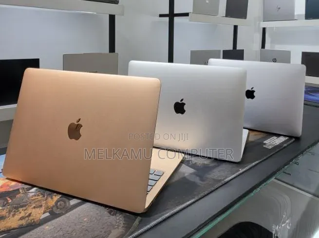 New Laptop Apple MacBook Air 2020 M1 8GB Apple M1 SSD 256GB
