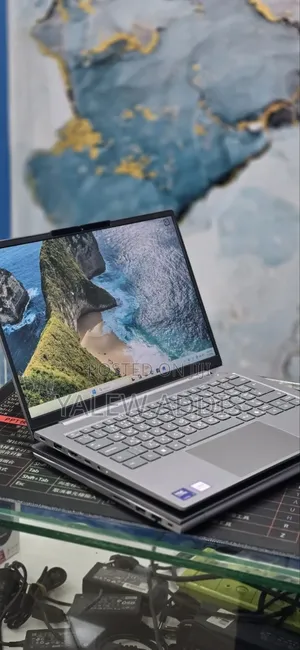 New Laptop Lenovo ThinkBook 13 16GB Intel Core Ultra 7 SSD 512GB