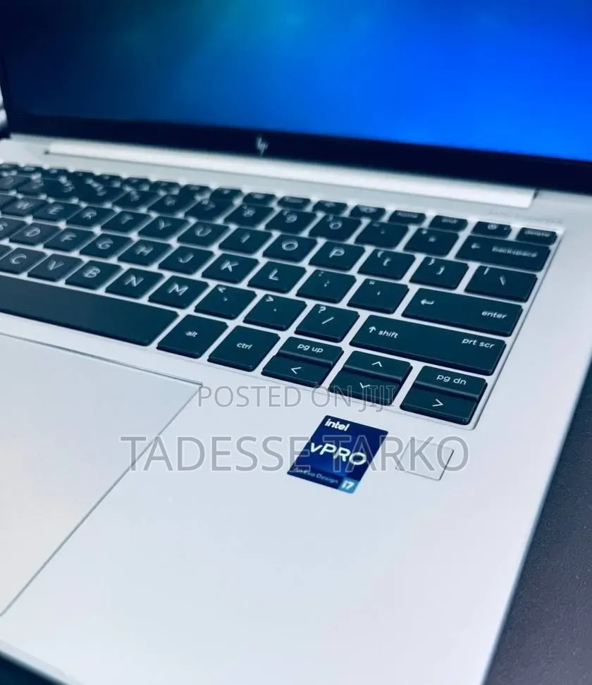 New Laptop HP EliteBook 840 G10 16GB Intel Core i7 SSD 512GB