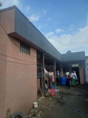 Furnished 4bdrm House in Yeka for sale