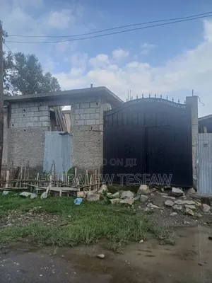 Furnished 4bdrm House in Yeka for sale