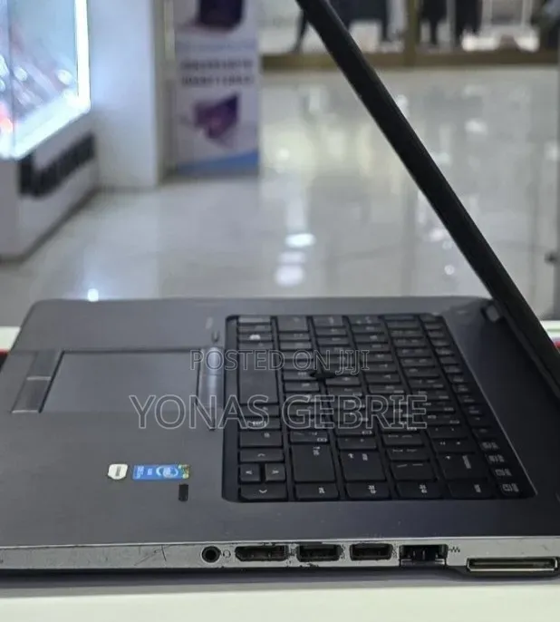 New Laptop HP EliteBook 850 4GB Intel Core i5 HDD 500GB