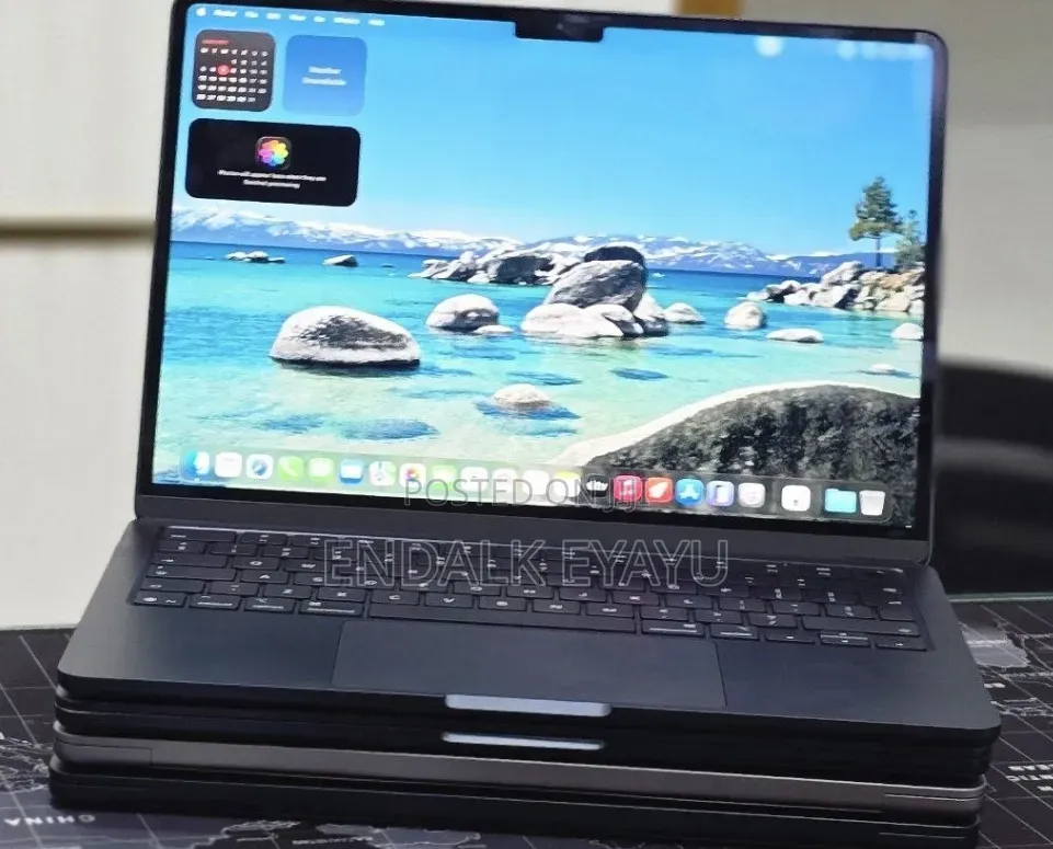 New Laptop Apple MacBook Pro 2024 M4 16GB Apple M4 SSD 256GB