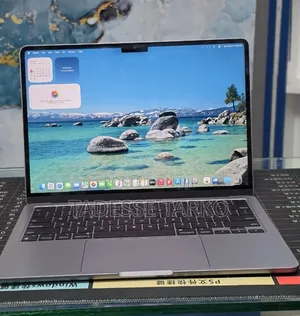 New Laptop Apple MacBook Air 2022 M2 16GB Apple M2 SSD 512GB