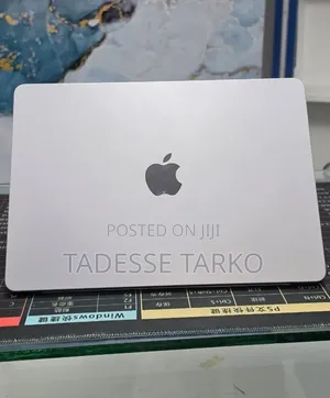 New Laptop Apple MacBook Air 2022 M2 16GB Apple M2 SSD 512GB