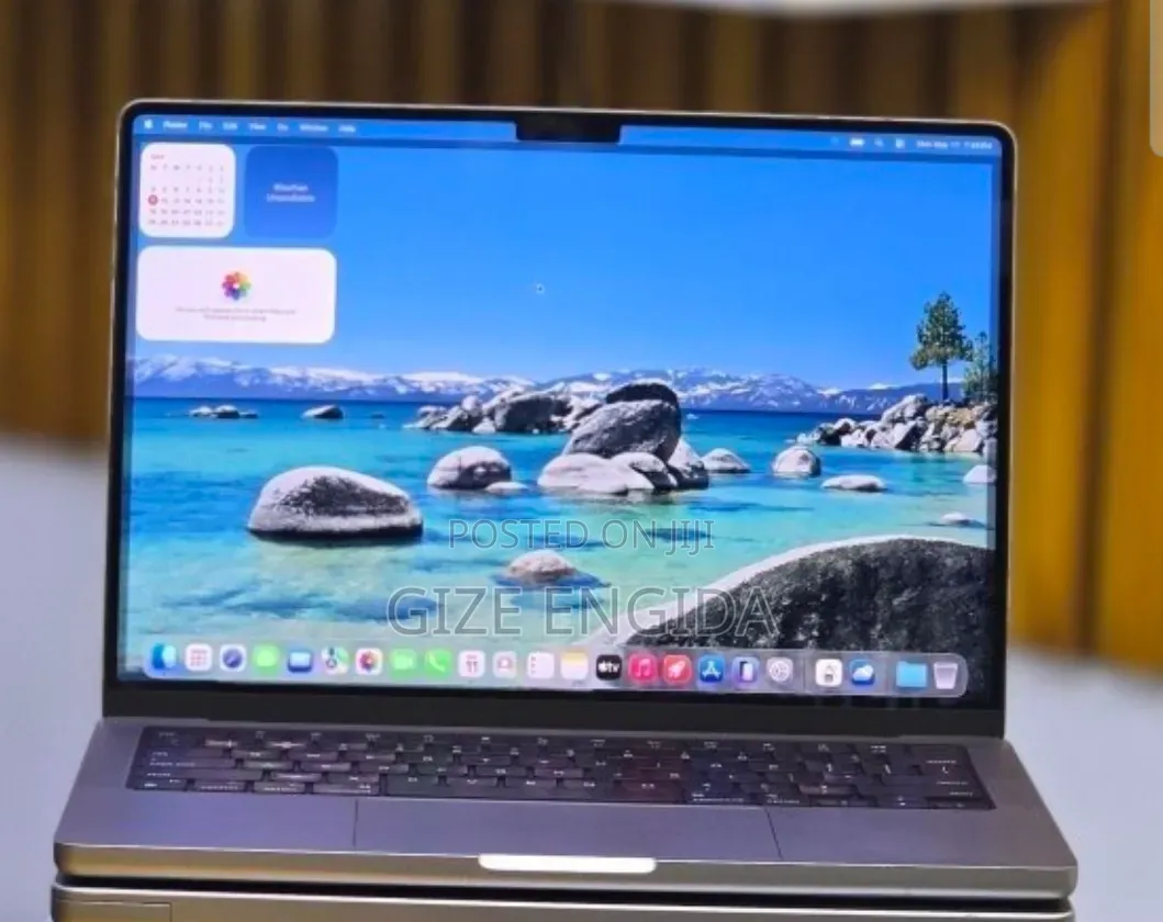 New Laptop Apple MacBook Pro 2021 M1 16GB Apple M1 Pro SSD 512GB