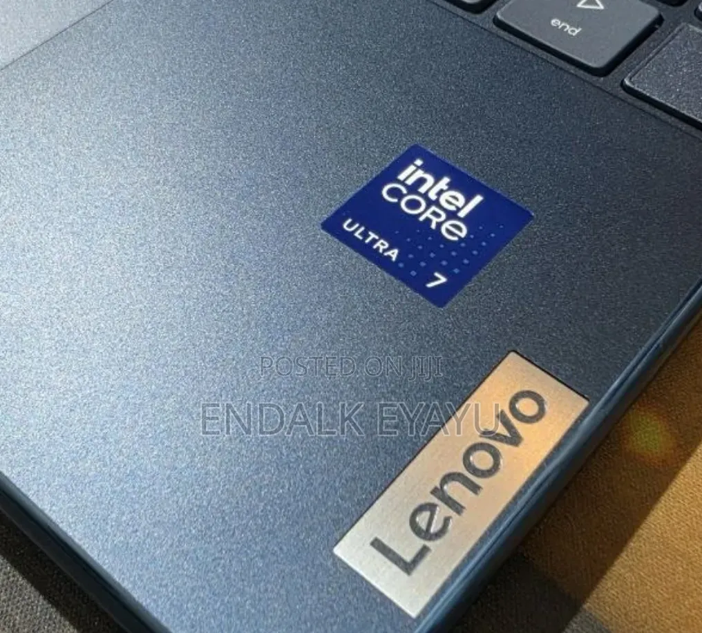 New Laptop Lenovo Yoga 9 16GB Intel Core i7 SSD 1T